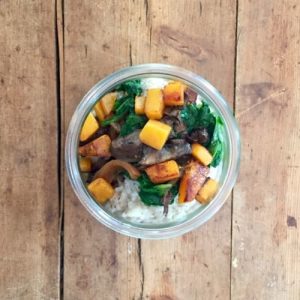 Risotto aux champignons, courges rôties et épinards