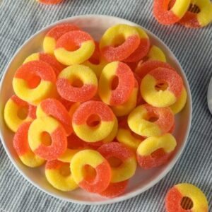 Pêches surettes en gelée